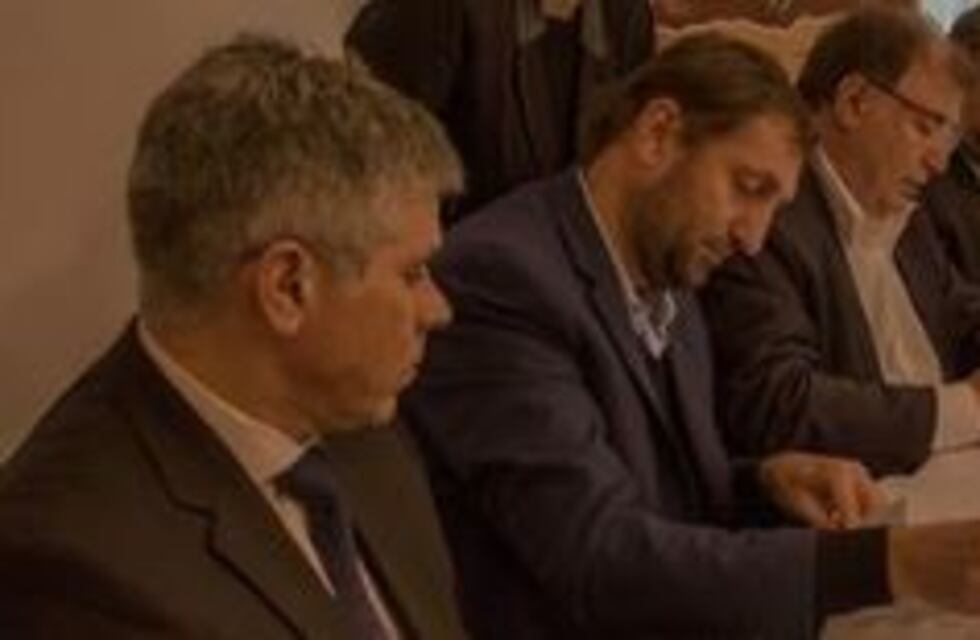 Convenio para la obra pavimento urbano calle Alberdi conexión Costanera Sur