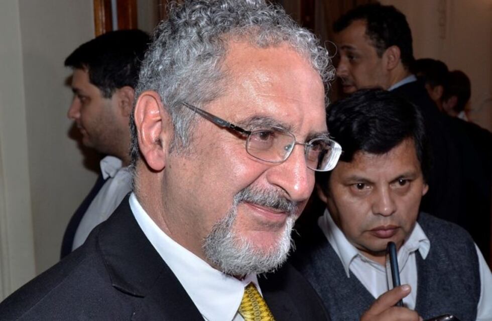 Bouhid celebró un entendimiento de reciprocidad con Bolivia