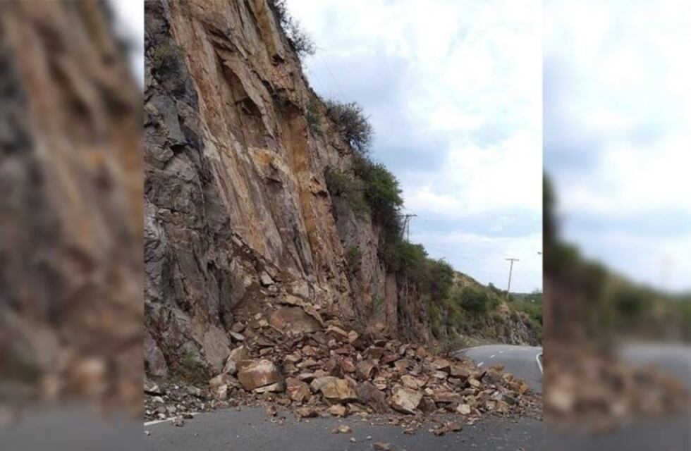 Por un desmoronamiento cortaron la circulación en la Cuesta del Gato