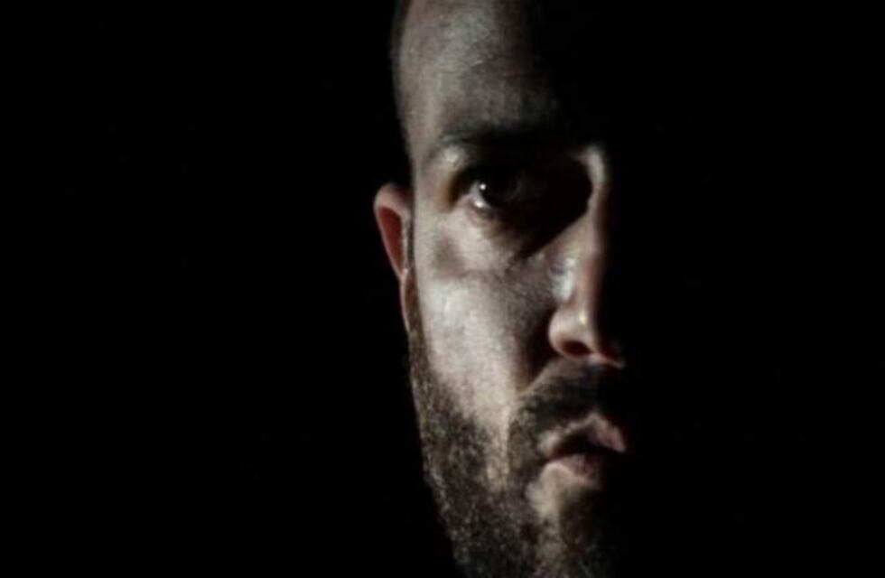 Denuncian a un actor y masajista sanjuanino por abuso y acoso