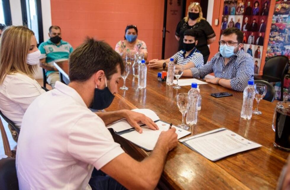 El municipio de Marull y la Federación de Centros Juveniles fomentan la producción y empleo en la localidad