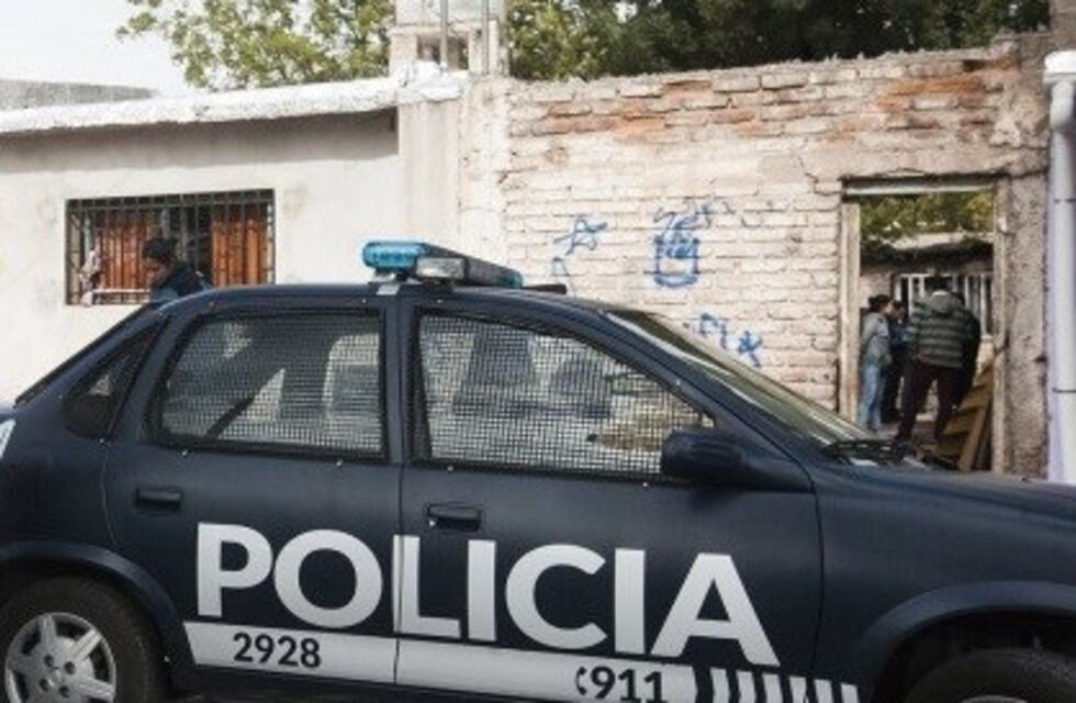 Sobrinos quedaron cuidando la casa de una tía y le robaron una fortuna