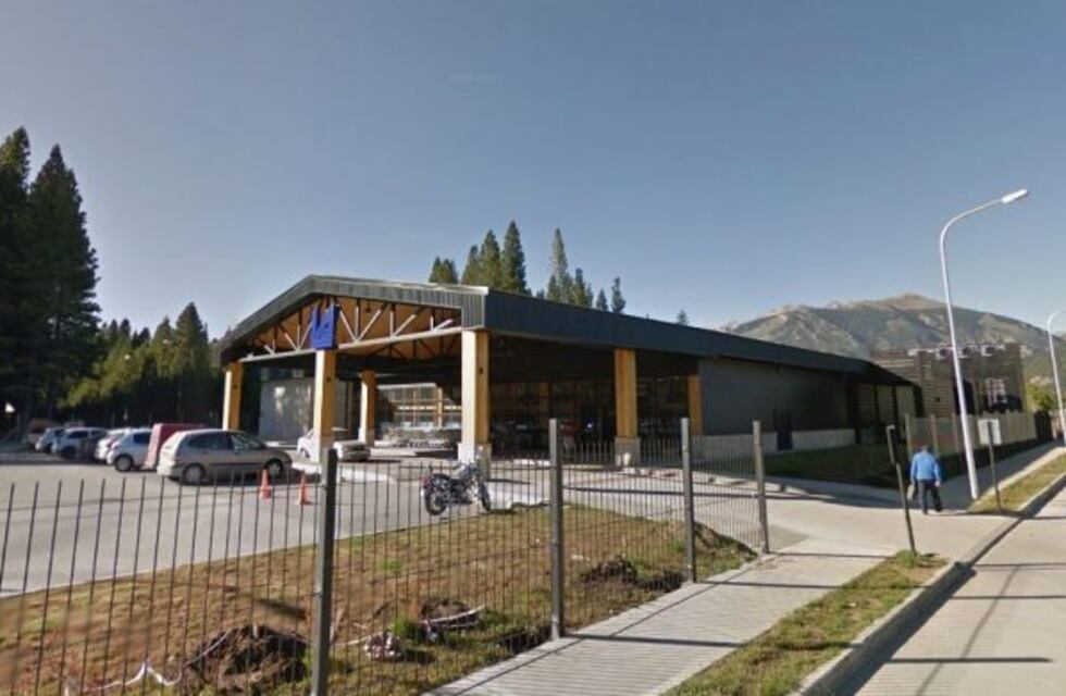 Hallaron un artefacto sospechoso en un supermercado en Bariloche