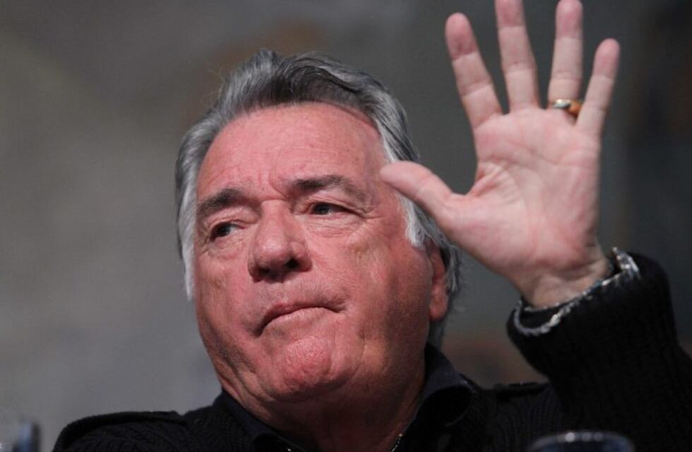 Luis Barrionuevo pidió  al menos  dos años de apoyo al Gobierno