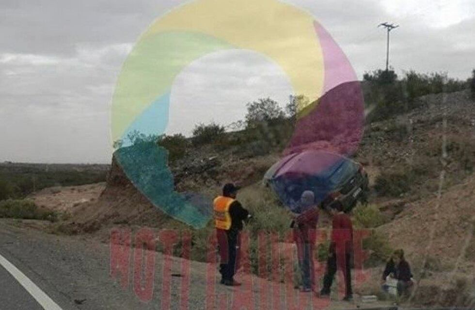Familia mendocina volcó cuando volvía de la Difunta Correa