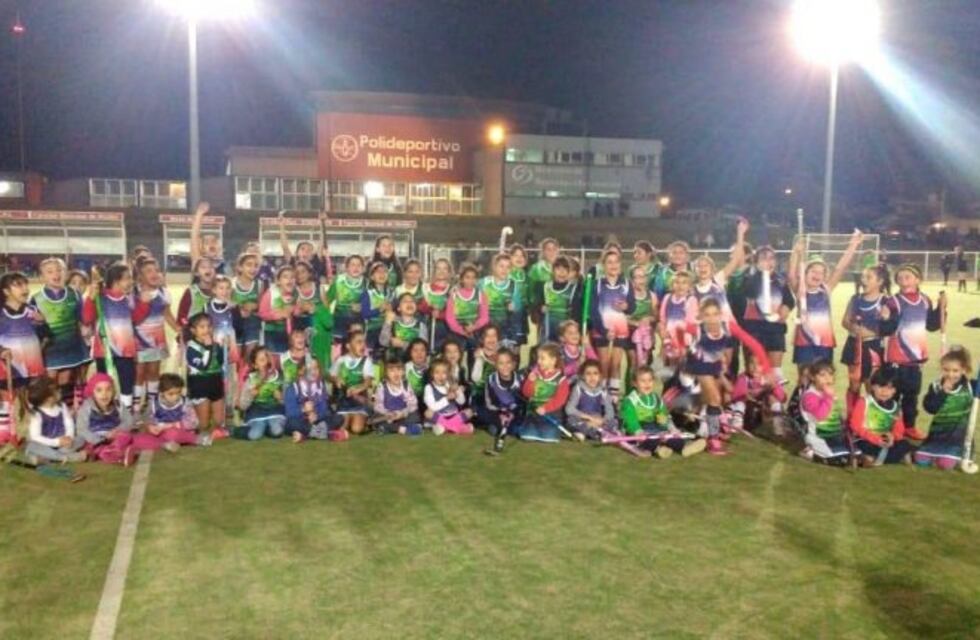 Encuentro de hockey entre la Escuela Municipal e instituciones