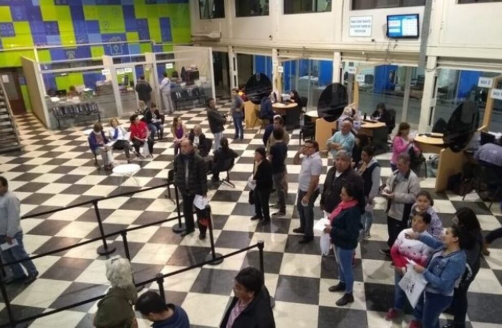 Trabajadores de SECHEEP tomaron el edificio central
