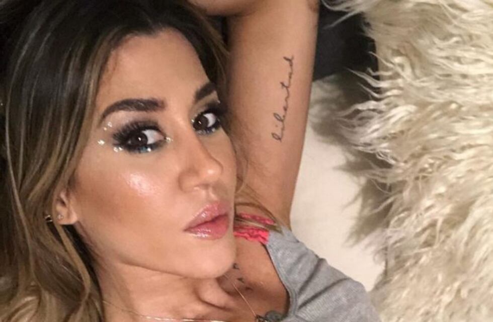 Las infartantes fotos de Jimena Barón: "Yo vuelvo re tostada papi, vos espérame con el fiambre"