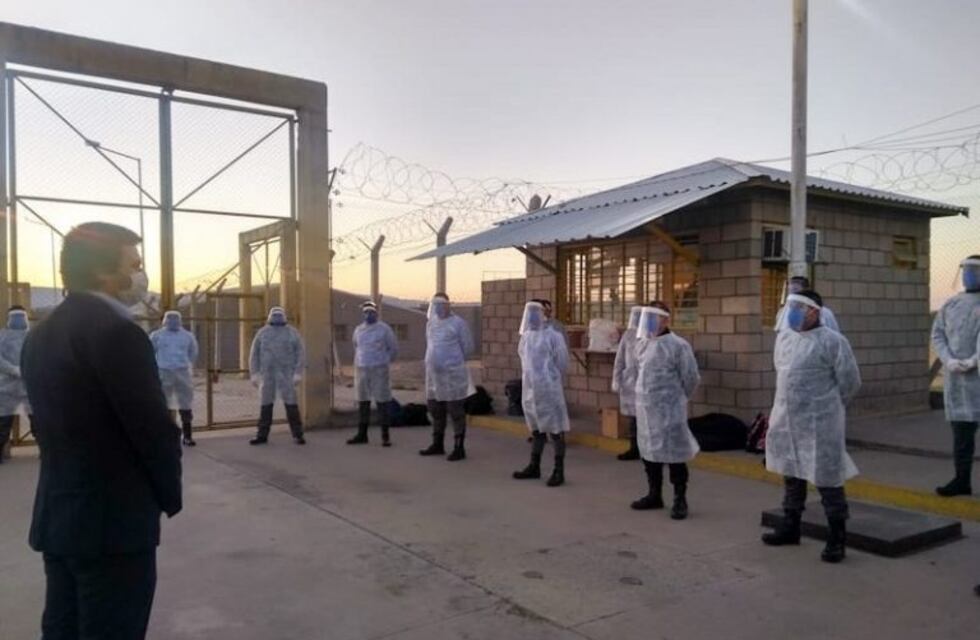 El Ministro de Seguridad Gustavo Aguirre visitó el penal de Miraflores