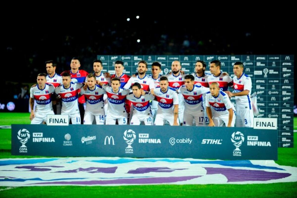 Tigre en la Final de la Copa de la Superliga en Córdoba (Foto:FERNANDO DE LA ORDEN / JUANJO GARCIA)