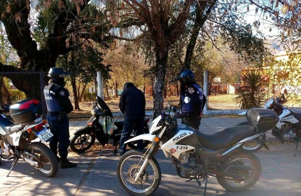 La Policía realizó operativos de seguridad en diferentes localidades de Punilla