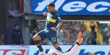 Carlos Tévez falló un penal (Foto: Twitter @BocaJrsOficial)