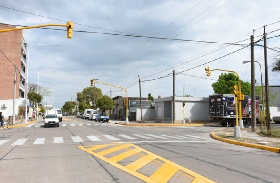 Refuncionalización de Avenida Luis Fanti: ponen en marcha los semáforos y cambian los sentidos de calles