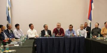 El gobernador se reunió con los intendentes para firmar el convenio de lucha contra adicciones\u002E