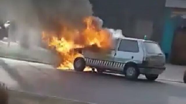 Incendio de un auto en Baigorria