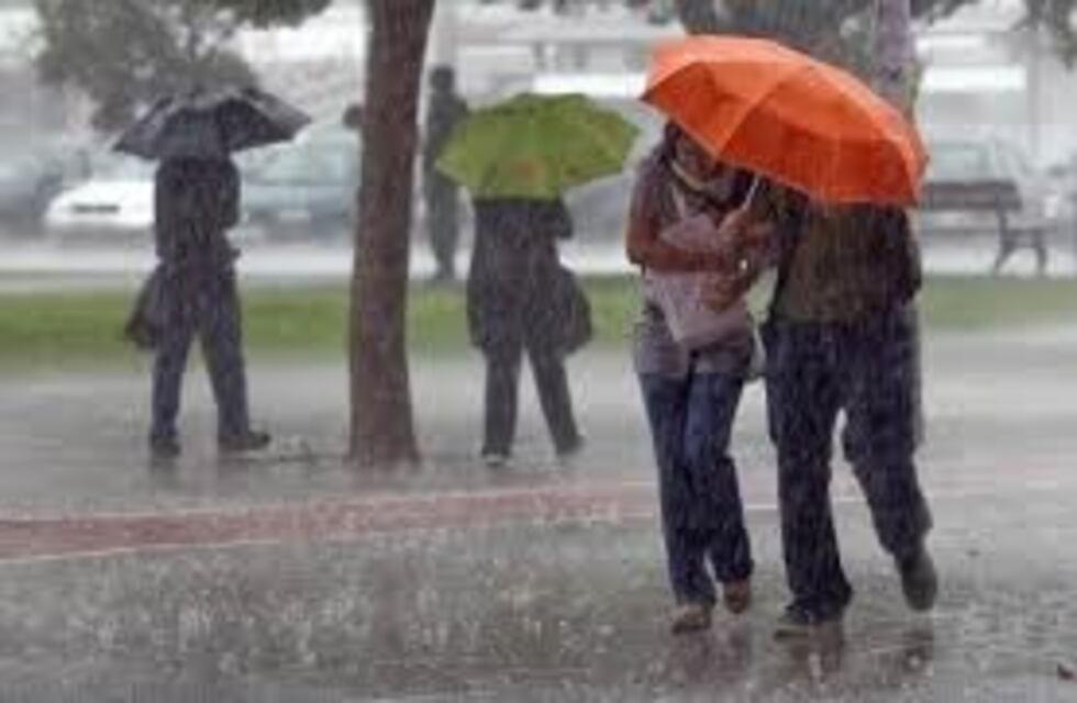 Lloviznas en las primeras horas del lunes en Comodoro