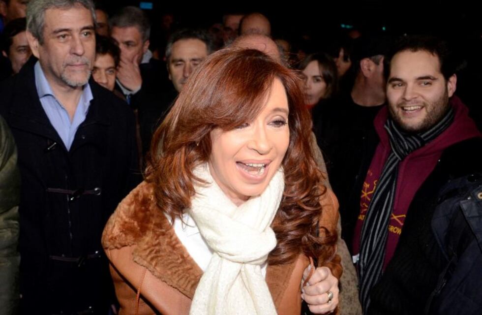 La Oficina Anticorrupción evalúa denunciar a Cristina Kirchner por la falta de los regalos que recibió como Presidenta