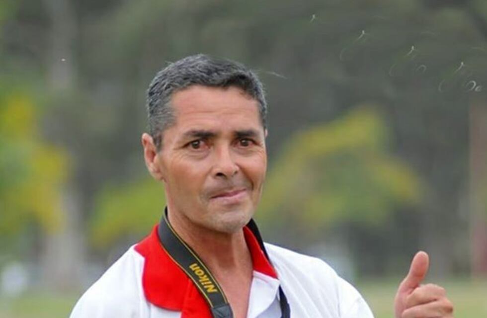 El fotógrafo de Arroyito que padece de Parkinson expone sus trabajos para recaudar fondos