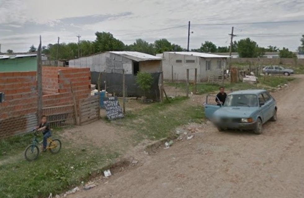 Quiso robar la moto de una vivienda y fue reducido por su propietario