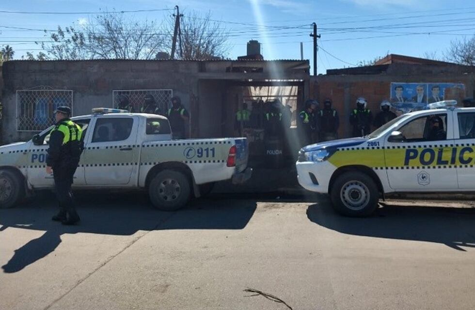 Secuestraron motopartes y joyas robadas en seis allanamientos