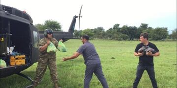 Imagen archivo\u002E El Ejército distribuyó alimentos para los evacuados de Corrientes\u002E