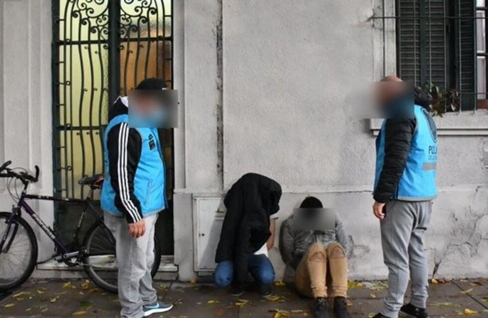 Detuvieron a un "falso médico" y a dos cómplices acusados de robos en viviendas de La Boca