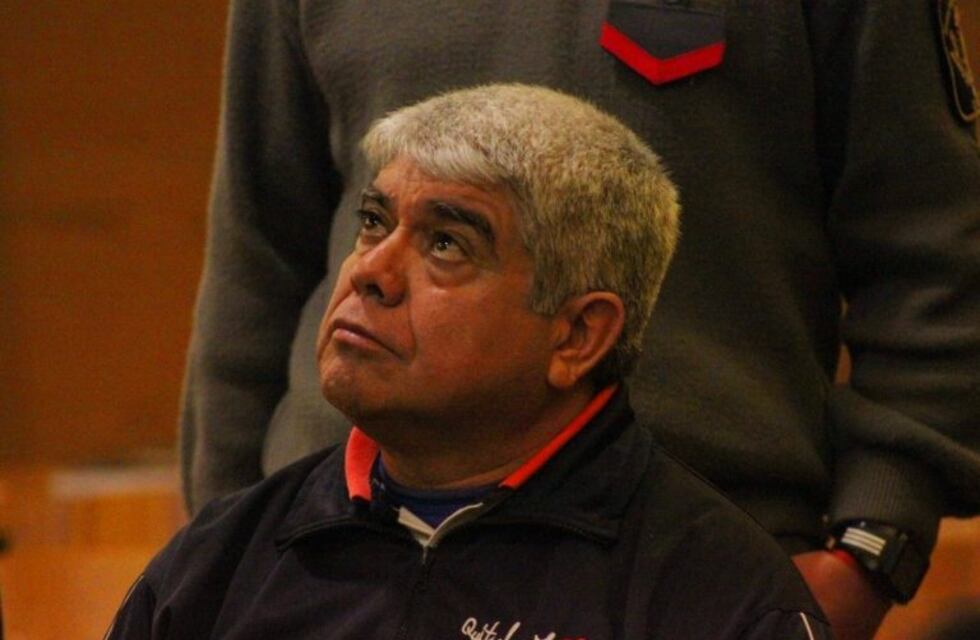 "Nos decía que sino obedecíamos él y Dios nos iban a condenar"