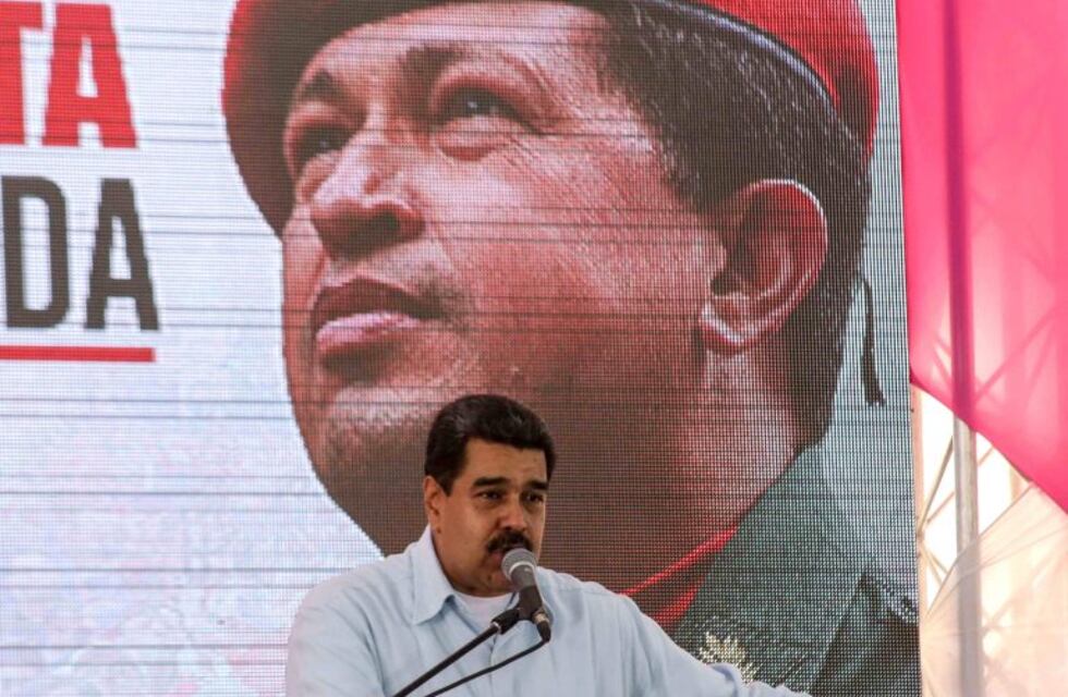 Nicolás Maduro echó a la ministra de Salud por difundir cifras de mortalidad