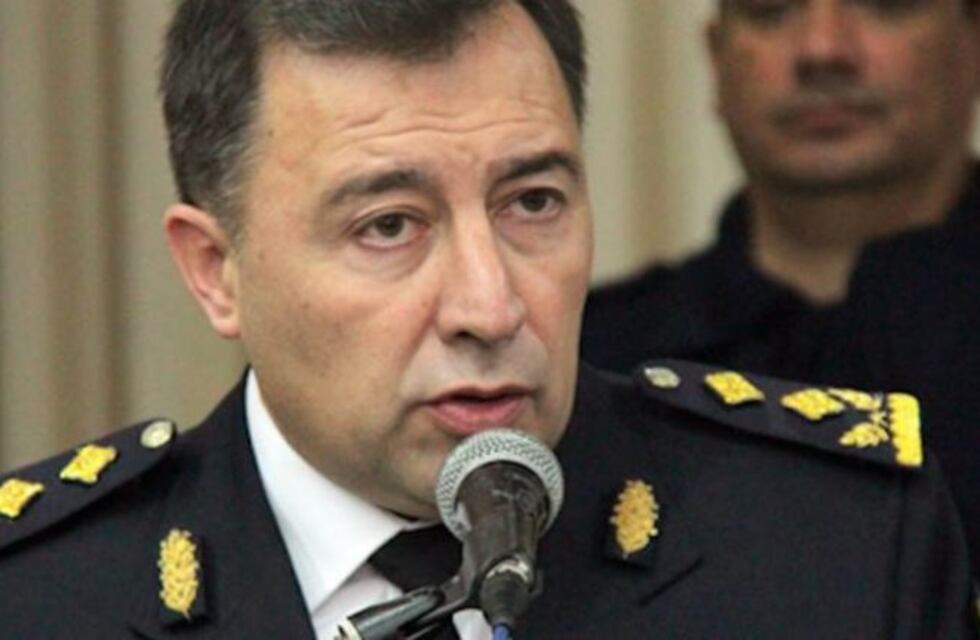 Pasaron a retiro al jefe policial que chocó contra un menor