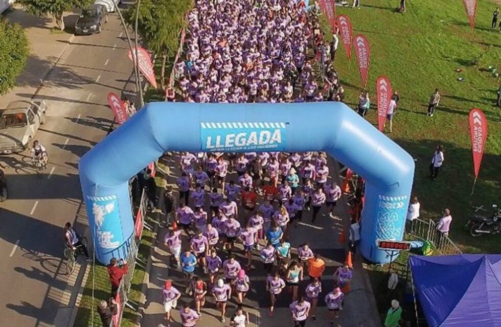 Un millar de personas corrieron en el maratón para apoyar la lista 100% femenina de Ciudad Futura