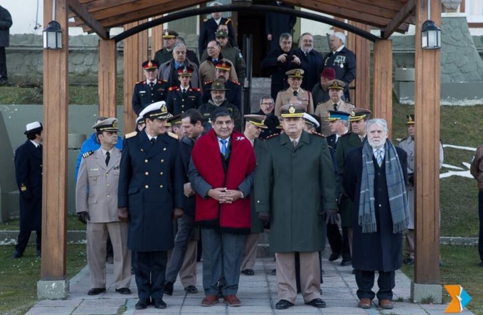 Nuevo acto aniversario del bautismo de fuego de Gendarmería en Malvinas