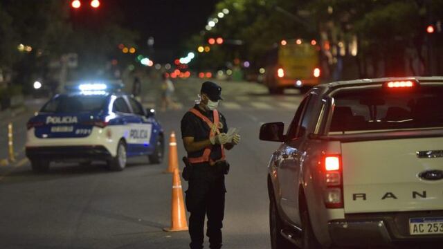 Controles de la Policía de Córdoba por coronavirus\u002E