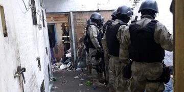 Evitaron un motín de internos en la comisaría Séptima durante la madrugada\u002E (Web)\u002E