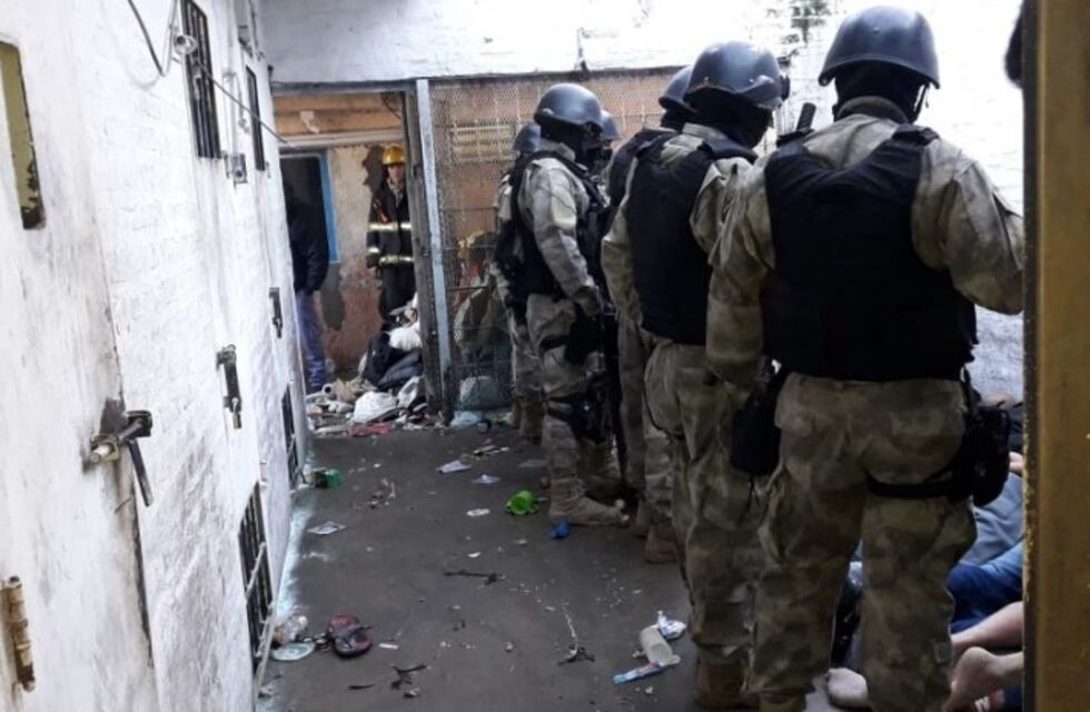 Evitaron un motín de internos en la comisaría Séptima durante la madrugada