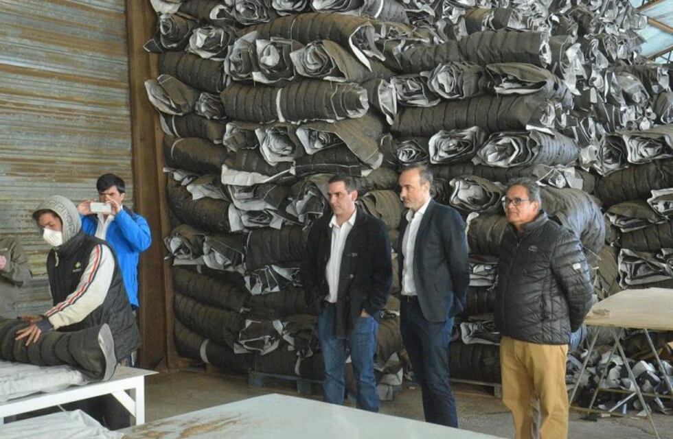 Primera exportación de mantas Oleolíficas