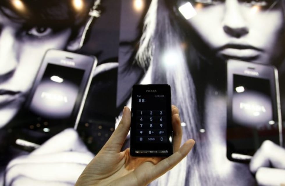 Por qué el primer 'smartphone' con pantalla táctil anterior a iPhone no logró el éxito