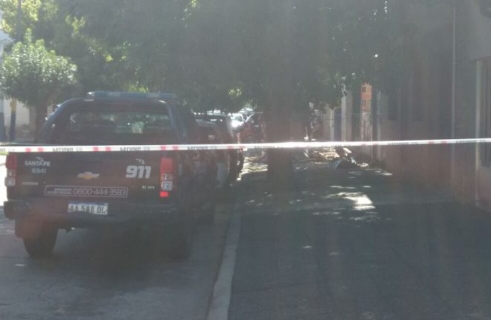 Desde un auto, lo asesinaron a balazos por la espalda