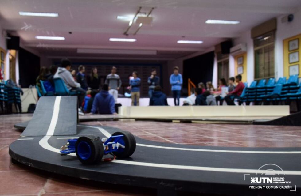 U.T.N. Curso de Robótica para Niños