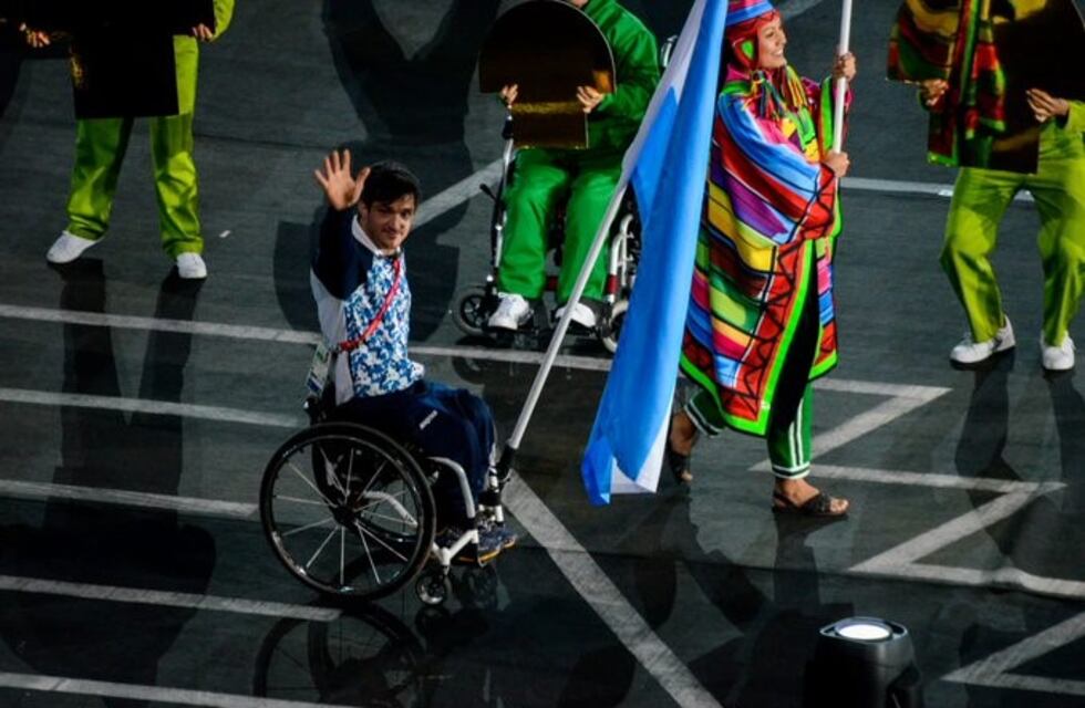Gustavo Fernández, abanderado en los Juegos Parapanamericanos