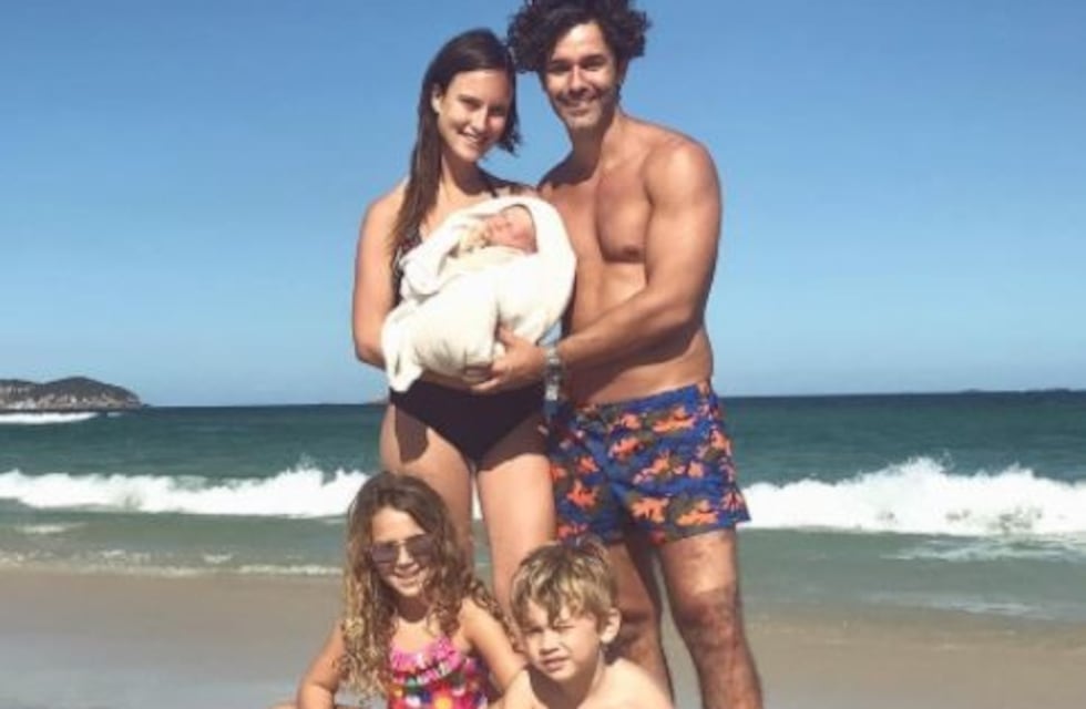 Polémica por una foto de la beba de Mariano Martínez en la playa