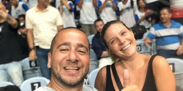 El humorista y su esposa, apoyo total para la Gloria en Brasil\u002E