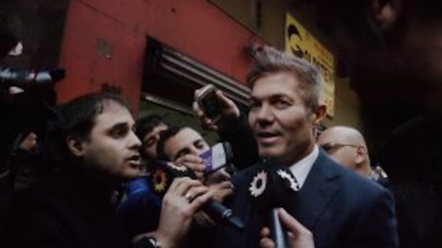 Buenos Aires, Argentina. 21st July 2015 -- Fernando Burlando, lawyer of Diego Maradona's ex-wife, Claudia Villafau00f1e, seen as he leaves court in Buenos Aires following a patrimony hearing. -- Claudia Villafau00f1e and her daughter Giannina Maradona met with the councilor of her ex-husband Diego Maradona, for a patrimony dispute said to be in the region of over 5.3 million euros. buenos aires fernando burlando abogado de ex esposa idolo de futbol presentacion corte disputa patrimonial ex futbolista ex esposa diego maradona vs claudia villafau00f1e dipusta dinero