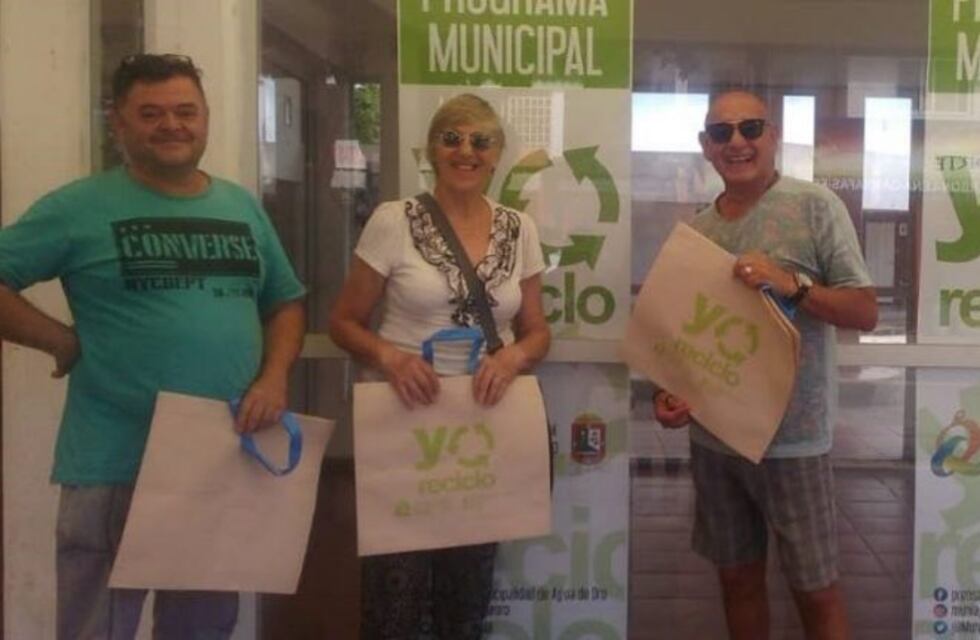 El municipio de Agua de Oro regala bolsas reutilizables para eliminar el uso de las de nylon