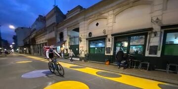 Bolívar al 900\u002E En los circulos amarillos van las mesas\u002E (Foto: Germán García Adrasti)