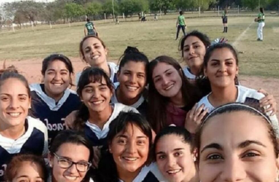 FACDEF se consagró campeón en el Torneo anual de Sóftbol Femenino