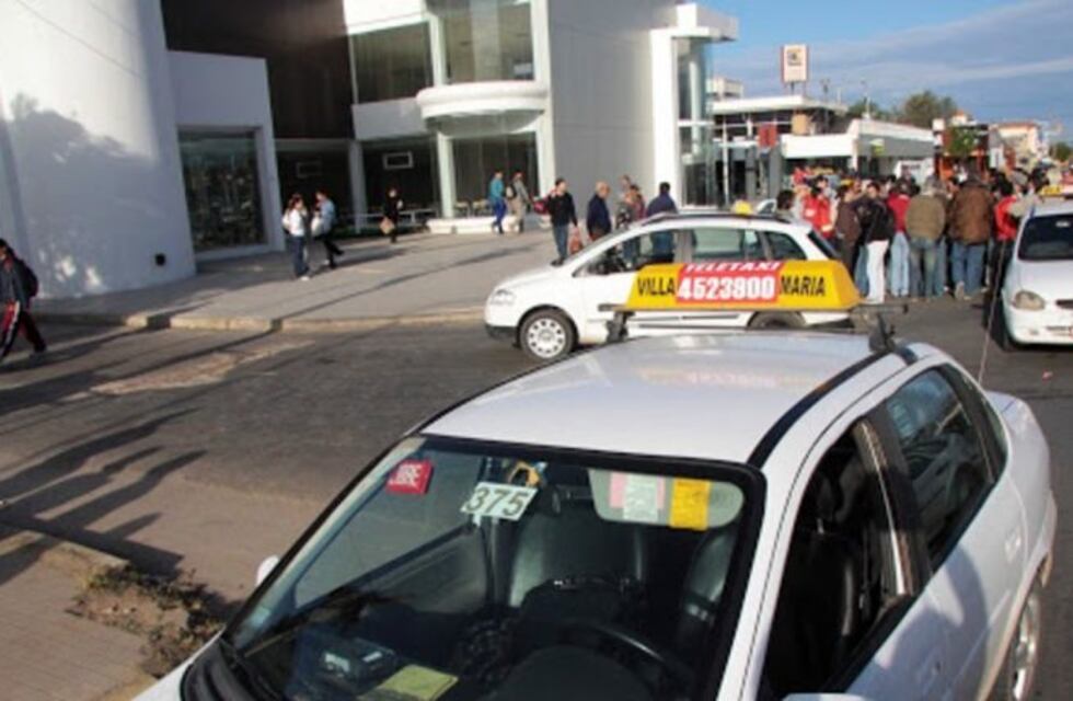 Villa María: paro de taxistas