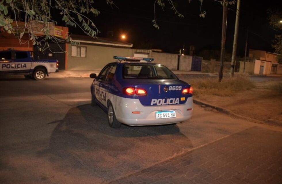 Sorprendieron a un centenar de jóvenes en fiesta clandestina en Río Cuarto