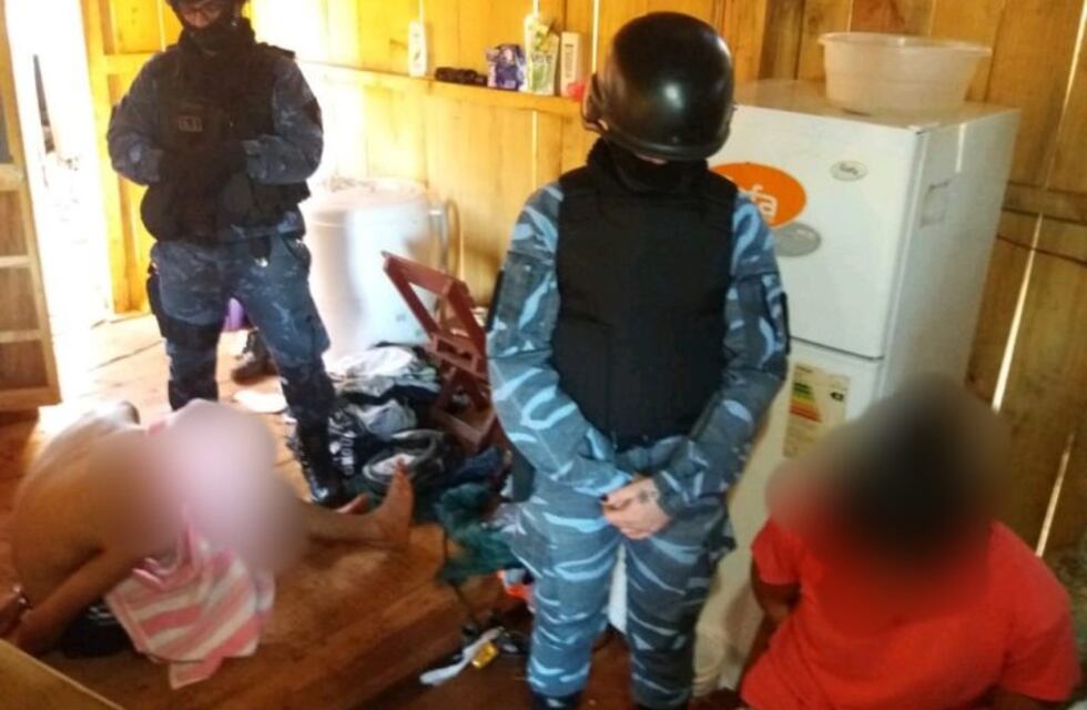 Cerraron "kiosko narco" que proveía drogas en populoso barrio obereño