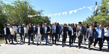 En su 123° aniversario, 7 de Abril celebró con obras y el acompañamiento del Gobierno provincial.