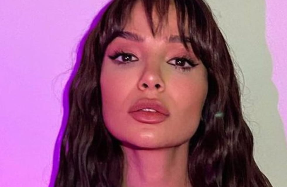 Desde Italia, Brenda Asnicar causó furor con una microbikini mega trendy